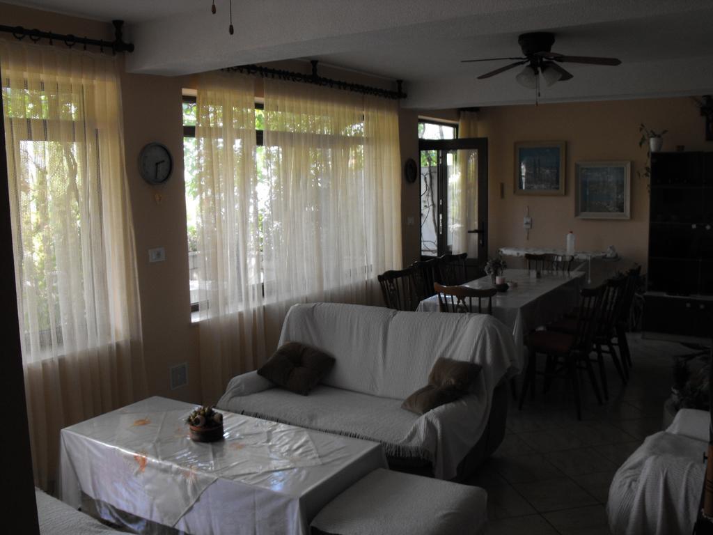 Stone House Gregov Hotel ลุมบาร์ดา ภายนอก รูปภาพ